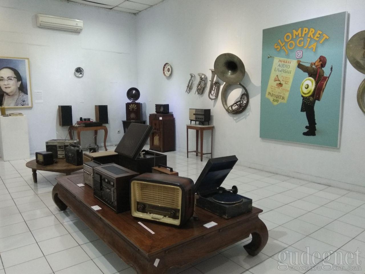 Slompret Jogja, Pamerkan Audio Lawasan Mulai dari Tahun 1890 Slompret Jogja, Pamerkan Audio Lawasan Mulai dari Tahun 1890