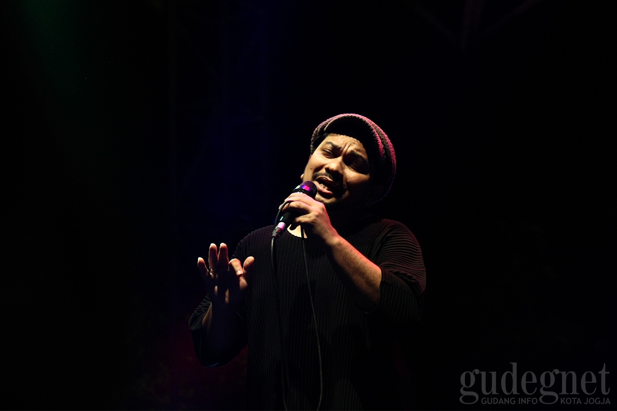 Tompi Pungkasi Ngayogjazz 2018 Tompi Pungkasi Ngayogjazz 2018