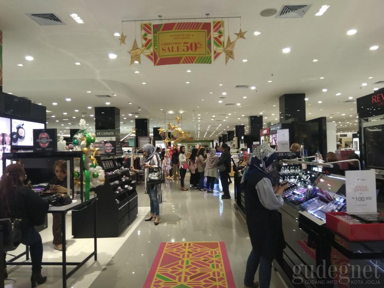 Plaza Ambarrukmo Meriahkan Natal dengan Berbagai Program Menarik Plaza Ambarrukmo Meriahkan Natal dengan Berbagai Program Menarik