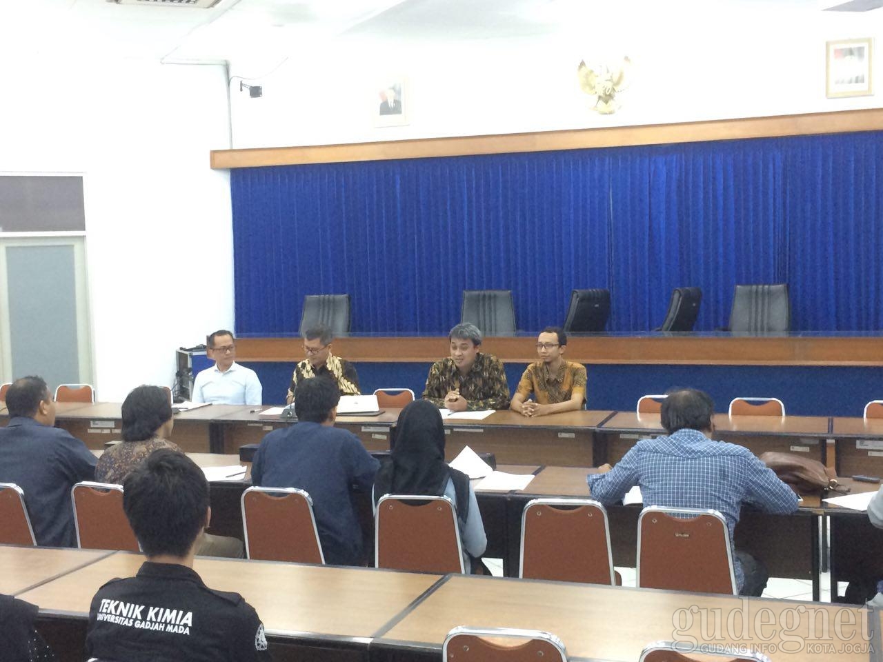 FT UGM Gandeng Honeywell Menghadapi Industri 4.0 FT UGM Gandeng Honeywell Menghadapi Industri 4.0