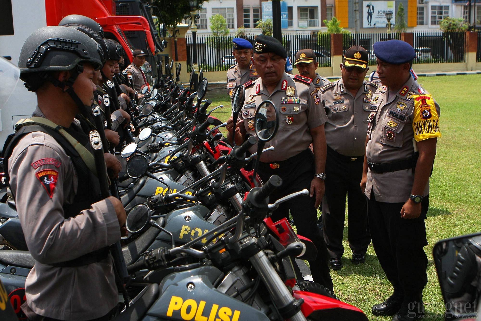 Mabes Polri Cek Kesiapan Polda DIY Jelang Pileg Pilres 2019 Mabes Polri Cek Kesiapan Polda DIY Jelang Pileg Pilres 2019