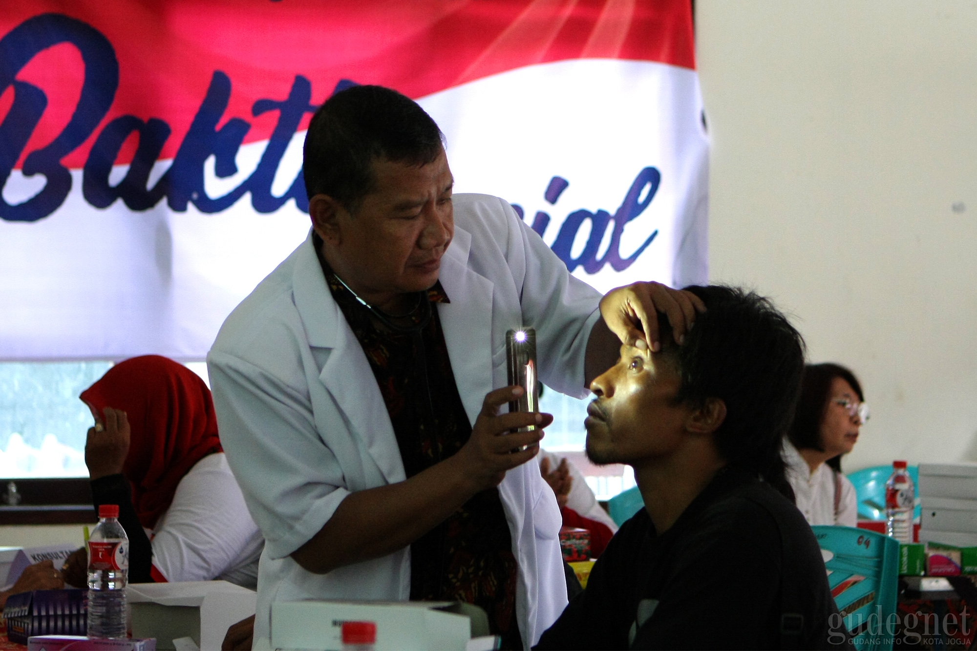 Peringati Dies Natalies ke-69 Alumni UGM Gelar Baksos Peringati Dies Natalies ke-69 Alumni UGM Gelar Baksos