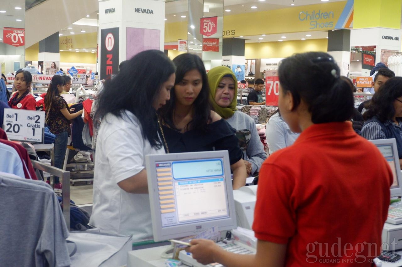 Shopping Surprise Kejutkan Pengunjung JCM Shopping Surprise Kejutkan Pengunjung JCM