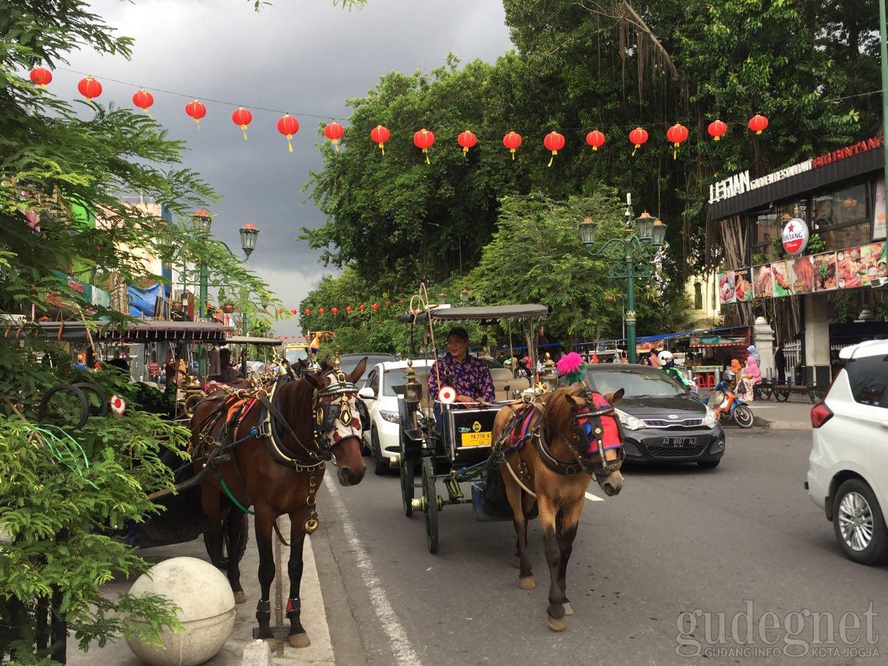 Suasana Malioboro Menjelang Imlek Suasana Malioboro Menjelang Imlek