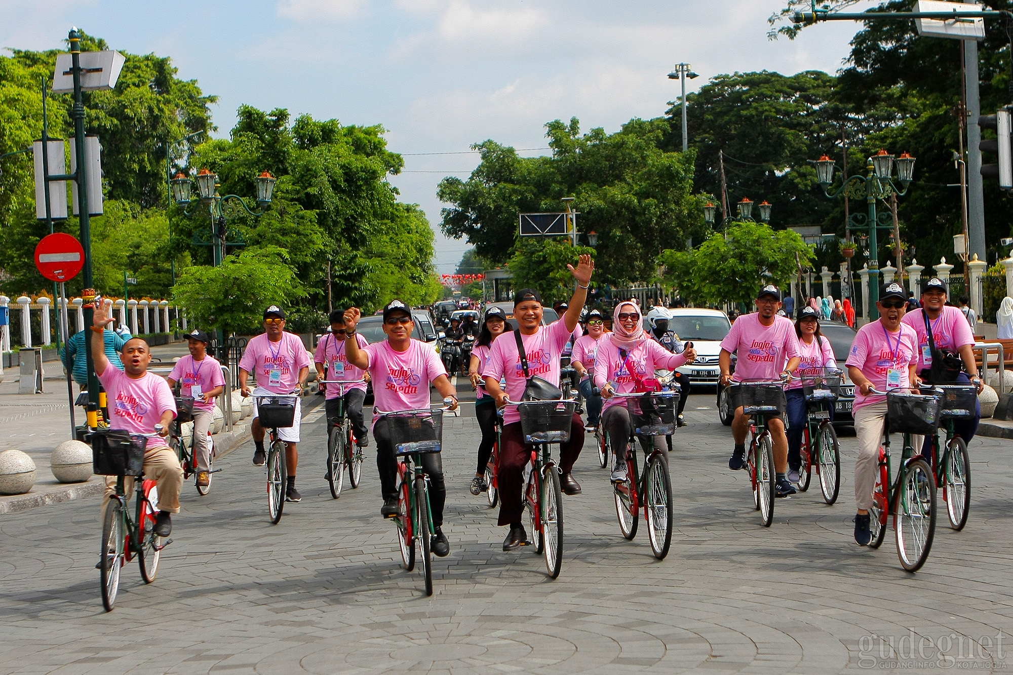 Jogjavaganza, Menikmati Yogyakarta dengan Bersepeda Jogjavaganza, Menikmati Yogyakarta dengan Bersepeda
