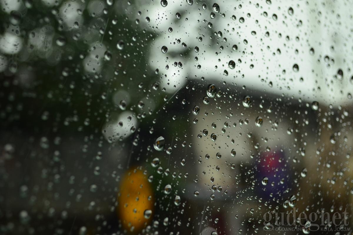 Cuaca Jogja Hari Ini, Waspadai Potensi Hujan Disertai Petir