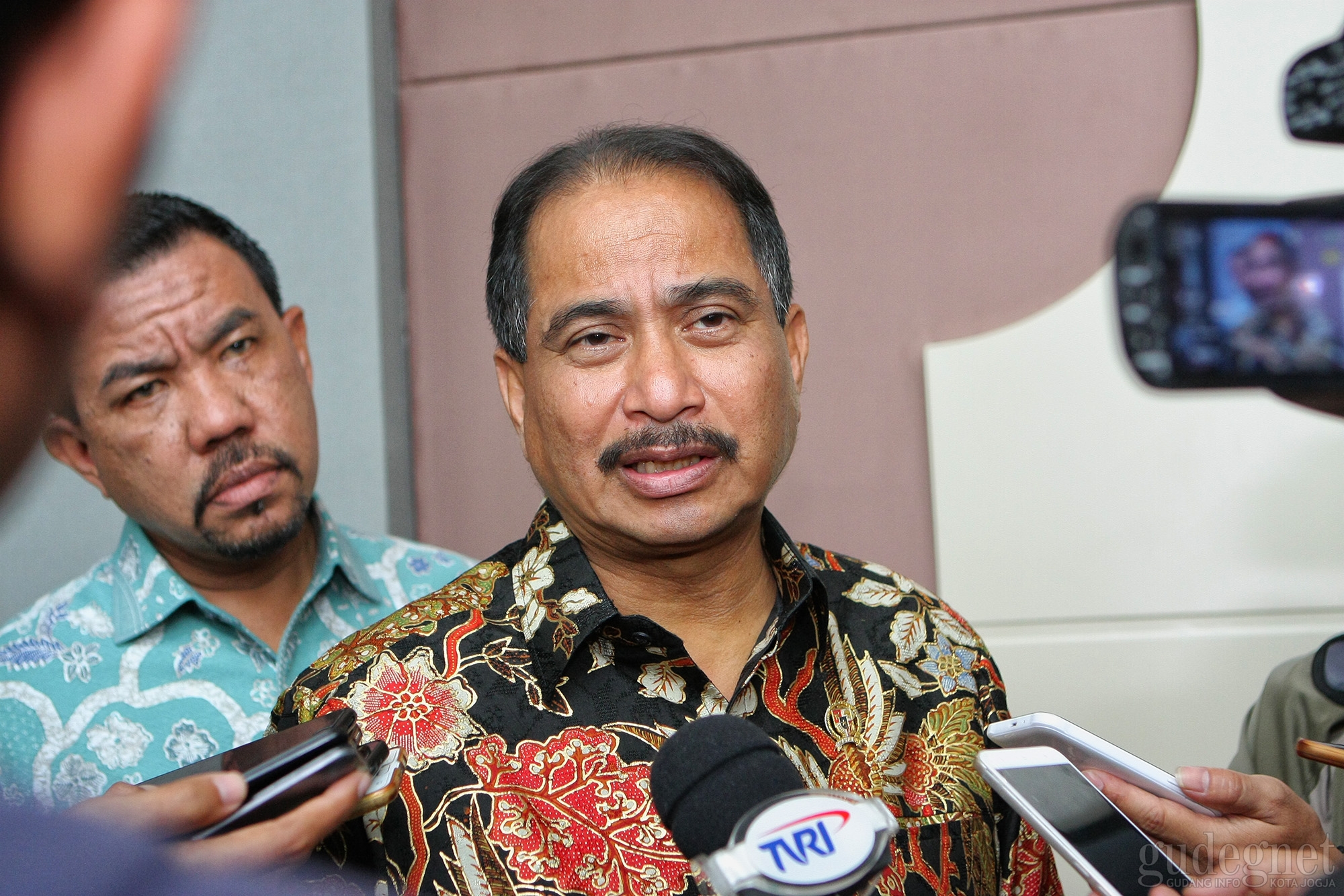 Direncanakan 7 April Pendaratan Pertama di NYIA Direncanakan 7 April Pendaratan Pertama di NYIA