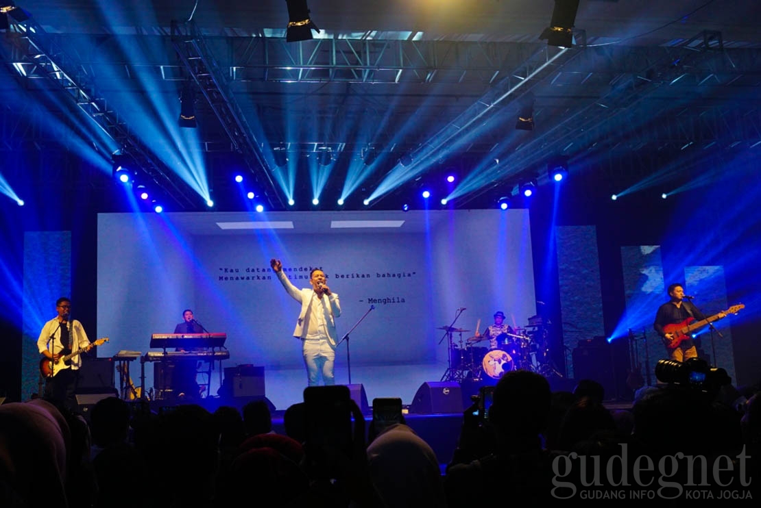 Jikustik Reunian Hadirkan Kembali Memori Indah Jikustik Reunian Hadirkan Kembali Memori Indah