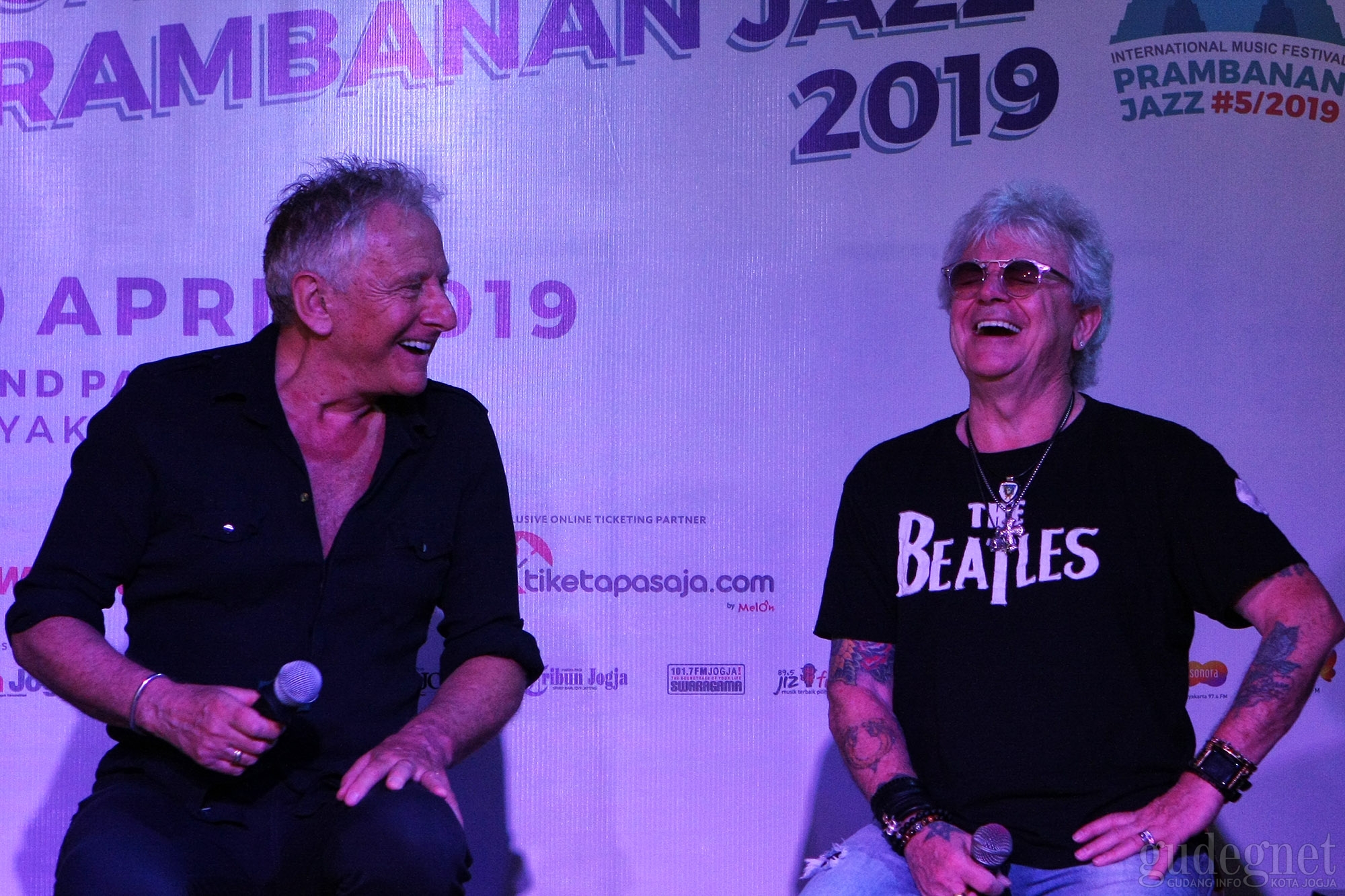 Air Supply akan Romantiskan Yogyakarta Besok di Grand Pacific Hall Air Supply akan Romantiskan Yogyakarta Besok di Grand Pacific Hall