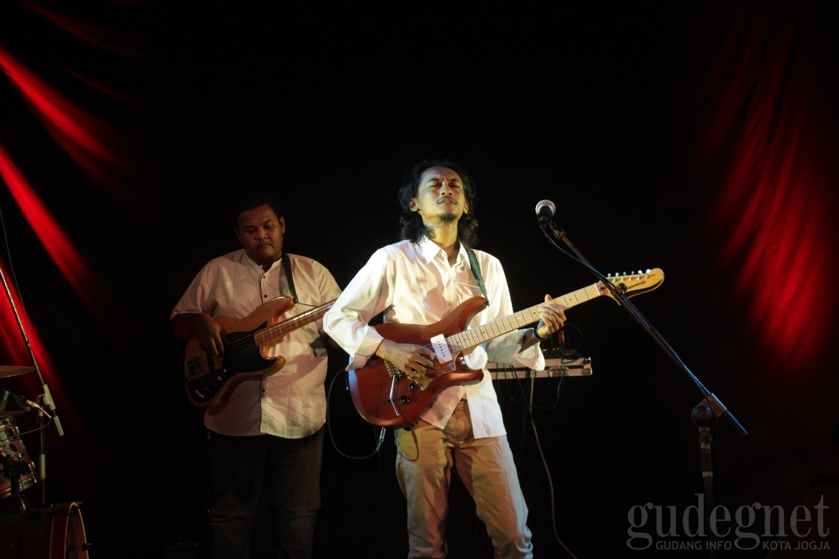 Joyosantiko Luncurkan Album Instrumental Gitar Perdana, &lsquo;Kalarindu&rsquo;