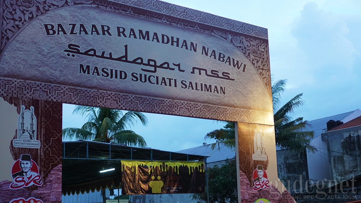 Ramaikan Bulan Puasa, Masjid Suciati Saliman adakan 'Bazaar Ramadhan Nabawi' Ramaikan Bulan Puasa, Masjid Suciati Saliman adakan 'Bazaar Ramadhan Nabawi'