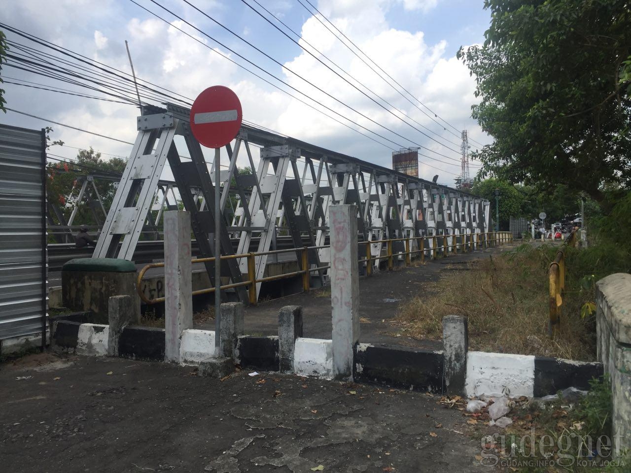 Jembatan Muja Muju Akan Dibongkar Jembatan Muja Muju Akan Dibongkar