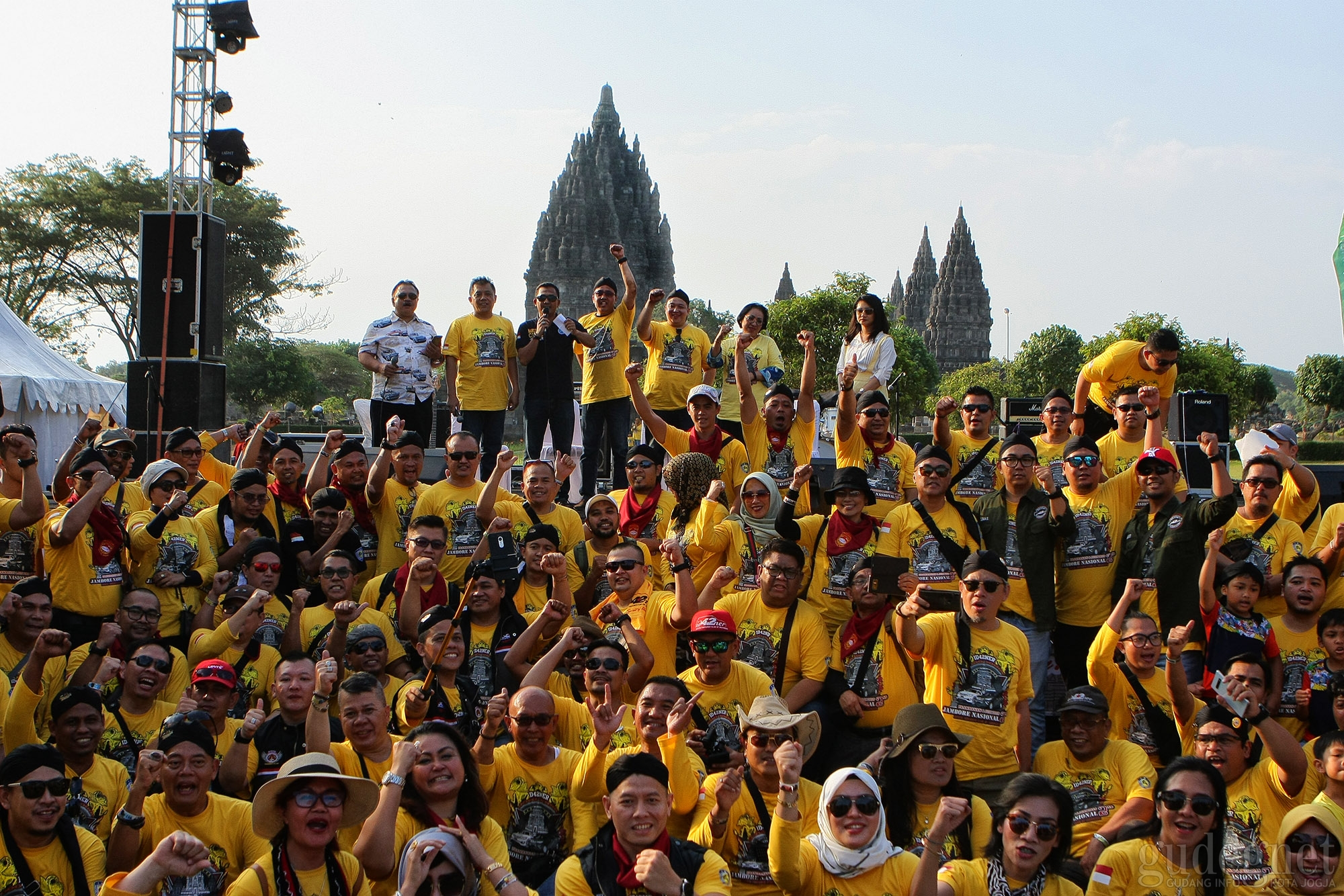 Jamnas ke-2 di Prambanan, Komunitas Fortuner Deklarasikan Anti Narkoba Jamnas ke-2 di Prambanan, Komunitas Fortuner Deklarasikan Anti Narkoba