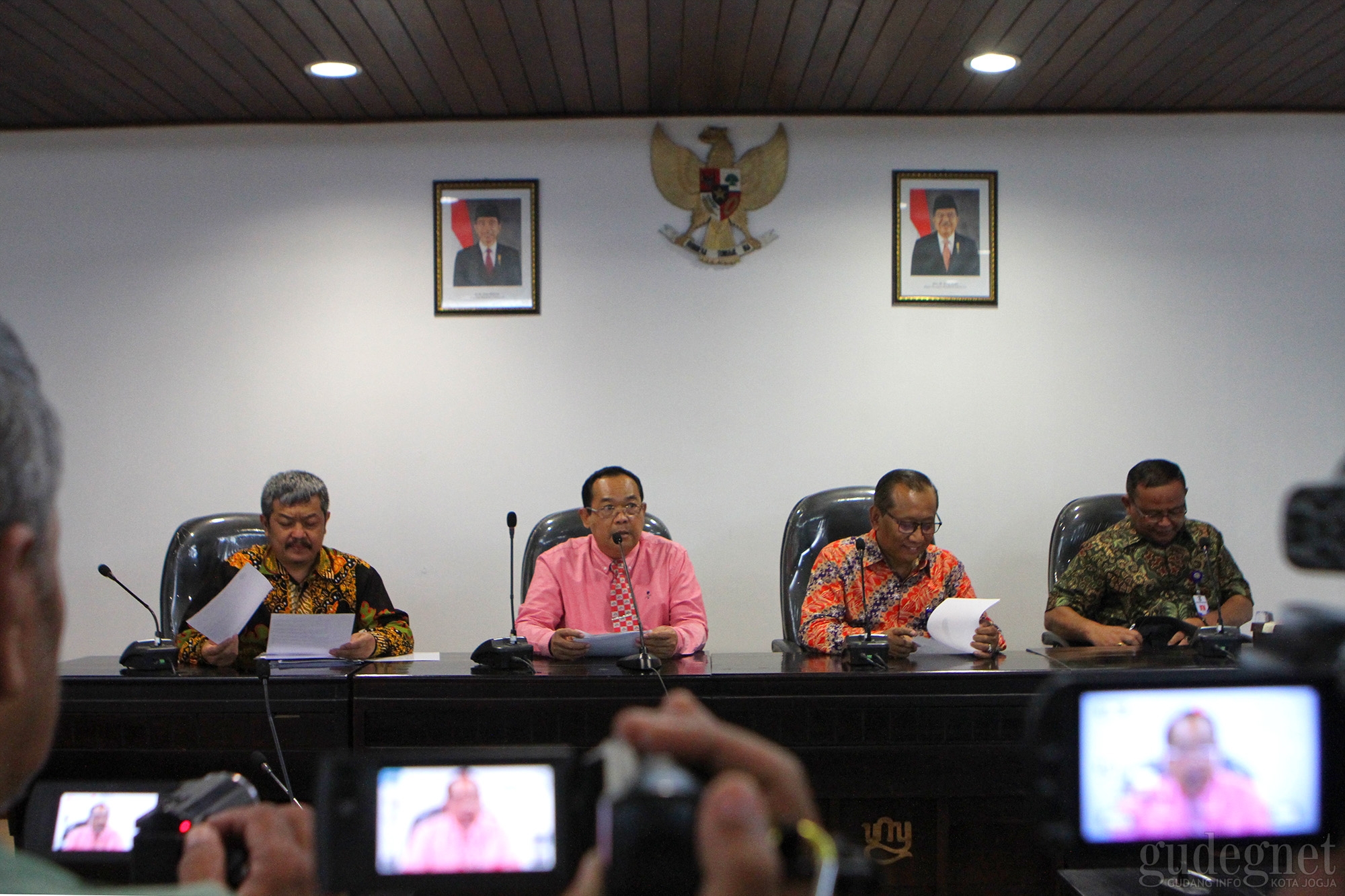 Sultan HB X Akan Miliki Gelar Kehormatan dari UNY Sultan HB X Akan Miliki Gelar Kehormatan dari UNY