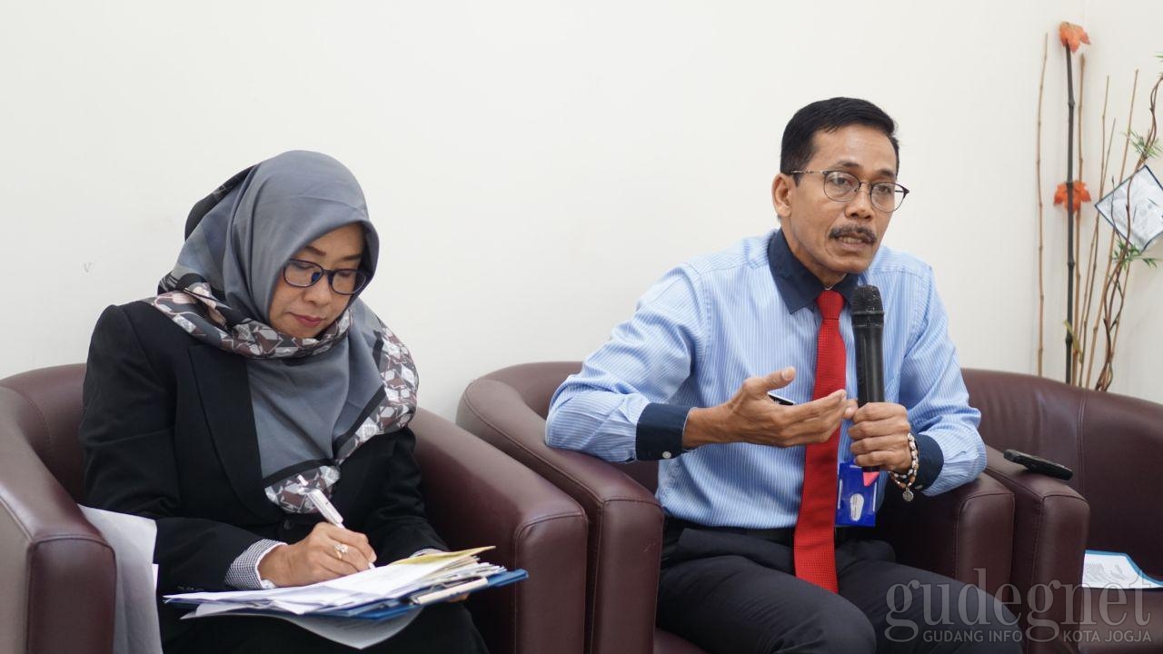 Lebih dari 1.000 Penari Ramaikan Festival Garis Imajiner Lebih dari 1.000 Penari Ramaikan Festival Garis Imajiner