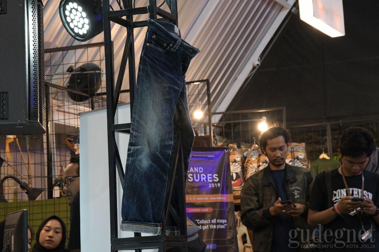 Wall of Fades, Pameran Denim Terbesar di Indonesia Serap Ribuan Pengunjung Wall of Fades, Pameran Denim Terbesar di Indonesia Serap Ribuan Pengunjung