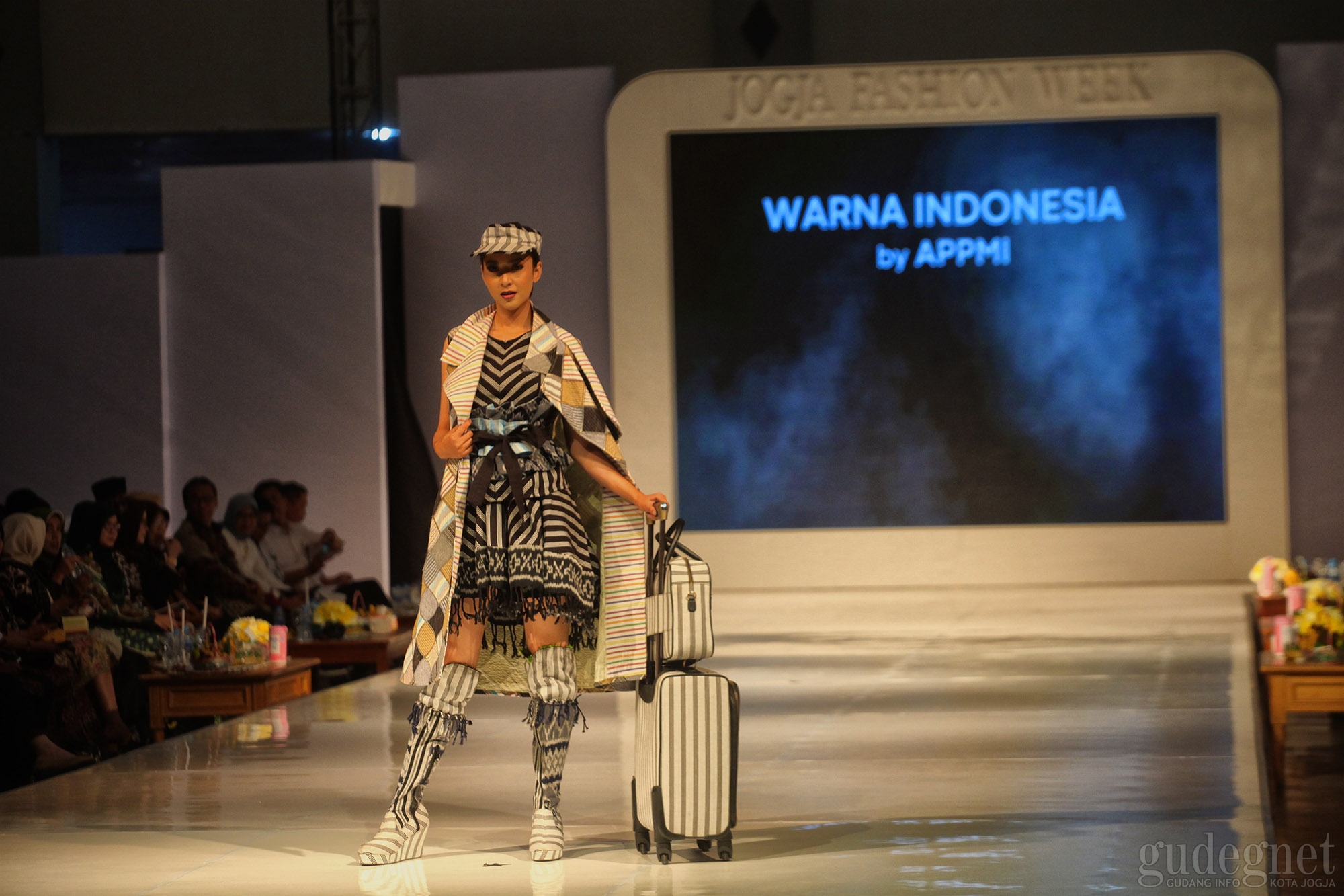 JFW 2019 Resmi Dibuka Gusti Kanjeng BRAA Paku Alam X JFW 2019 Resmi Dibuka Gusti Kanjeng BRAA Paku Alam X