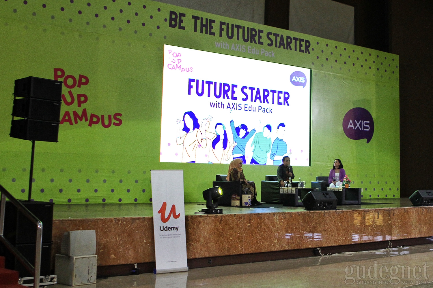 AXIS Gandeng UMY Ajak Mahasiswa jadi Enterpreneur AXIS Gandeng UMY Ajak Mahasiswa jadi Enterpreneur