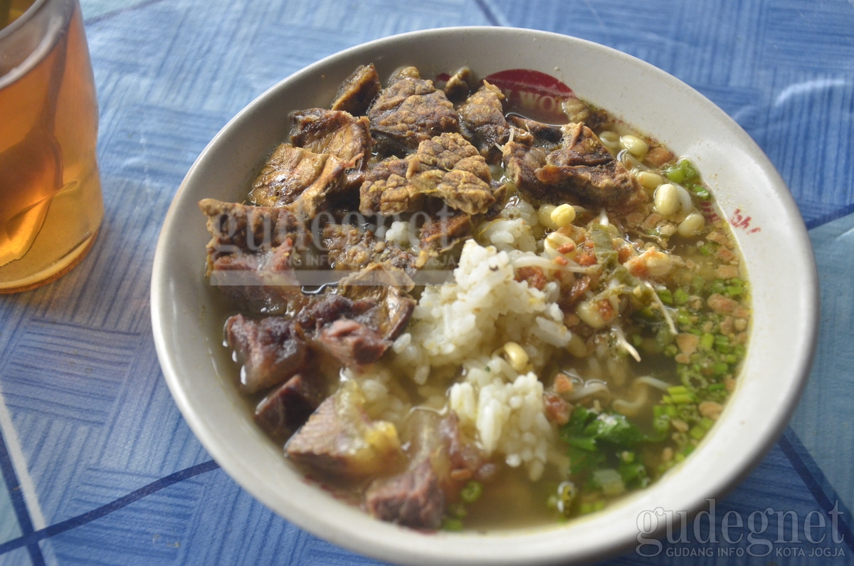 Soto Pak Syamsul, Kuliner Lezat di Pasar Colombo Soto Pak Syamsul, Kuliner Lezat di Pasar Colombo