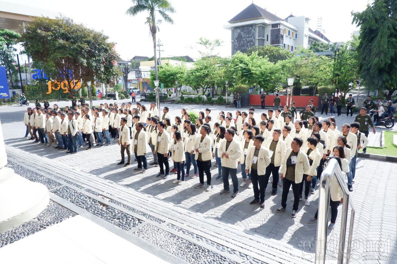 UAJY Terjunkan Mahasiswa KKN ke Kalimantan Barat dan Sumatera Barat UAJY Terjunkan Mahasiswa KKN ke Kalimantan Barat dan Sumatera Barat