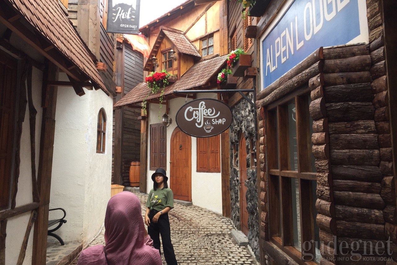 Langlang Buana, Spot Selfie Instagrammable Ala Eropa Langlang Buana, Spot Selfie Instagrammable Ala Eropa
