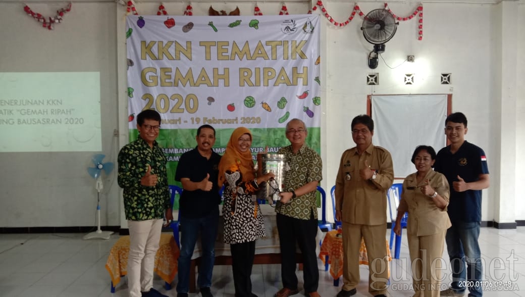Mahasiswa KKN UKDW Kembangkan Kampung Sayur Bausasran Mahasiswa KKN UKDW Kembangkan Kampung Sayur Bausasran