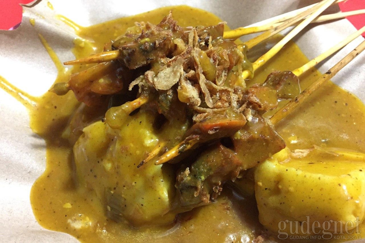 Mencicipi Sedapnya Sate Padang Chaniago Mencicipi Sedapnya Sate Padang Chaniago