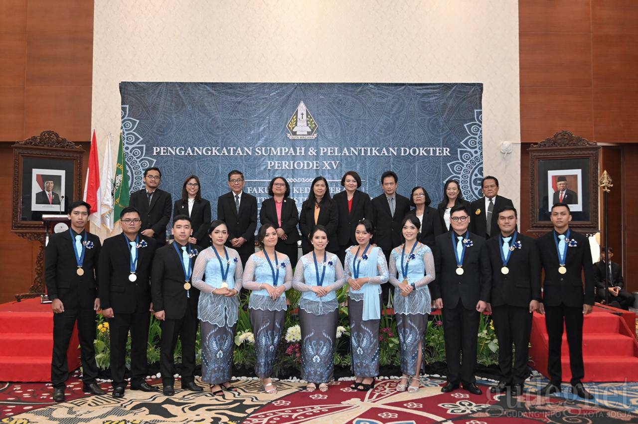 UKDW Lantik 11 Dokter, Diharapkan Terjun di Pelosok Indonesia UKDW Lantik 11 Dokter, Diharapkan Terjun di Pelosok Indonesia