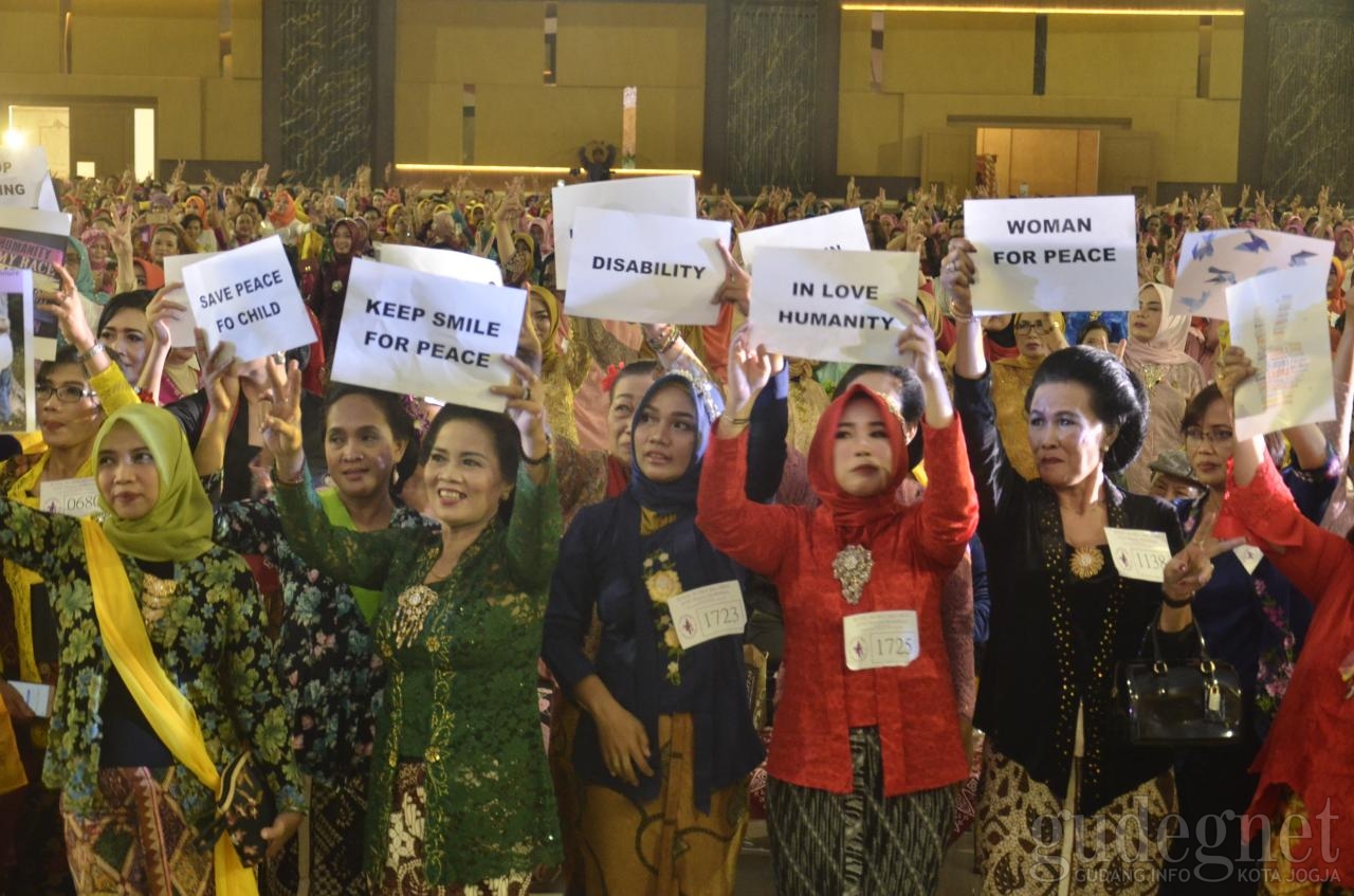 2020 Wanita Berkebaya Hadir di SCH, Pecahkan Rekor Dunia 2020 Wanita Berkebaya Hadir di SCH, Pecahkan Rekor Dunia