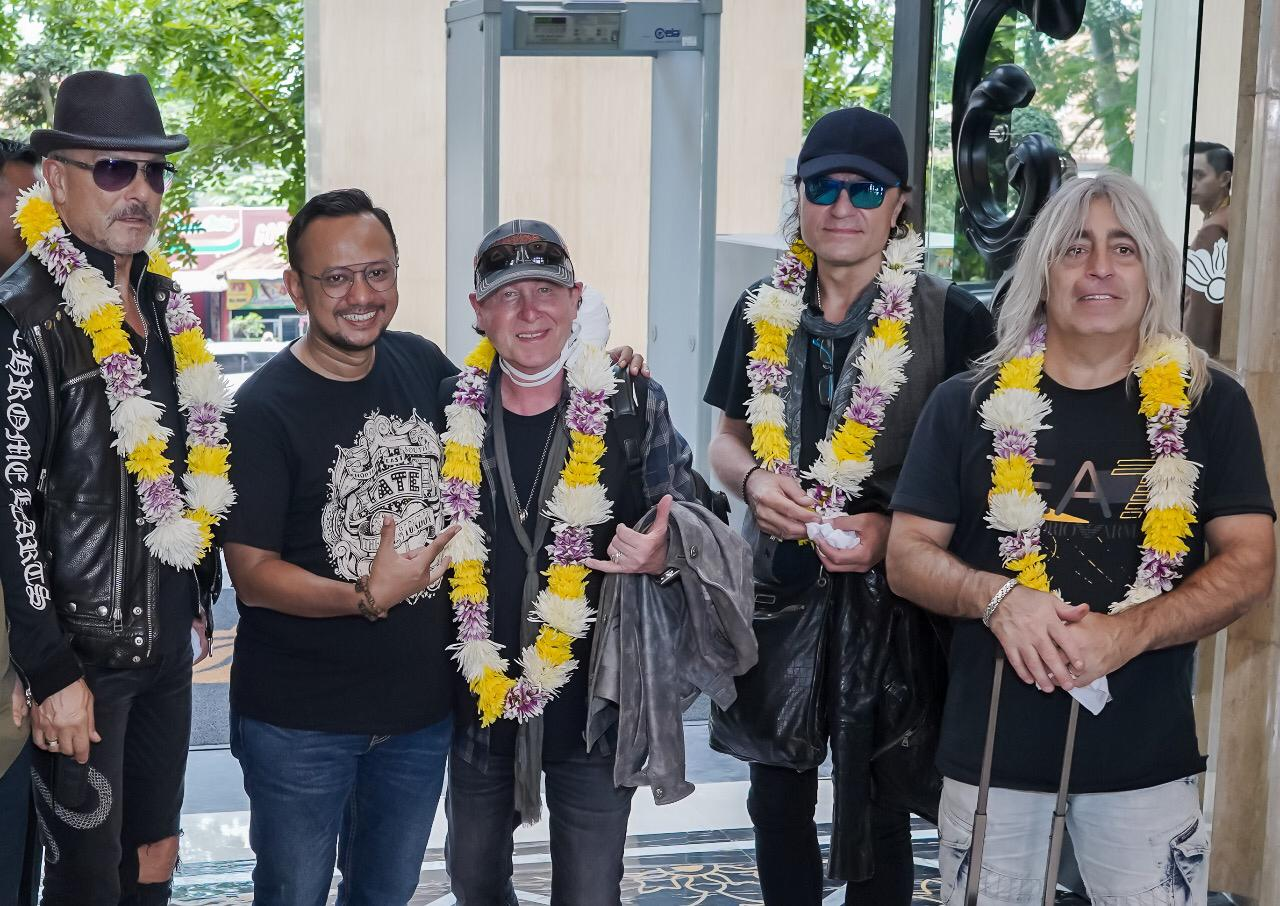 Whitesnake dan Scorpions Mendarat di Yogyakarta, Siap Tampil di Jogjarockarta Whitesnake dan Scorpions Mendarat di Yogyakarta, Siap Tampil di Jogjarockarta