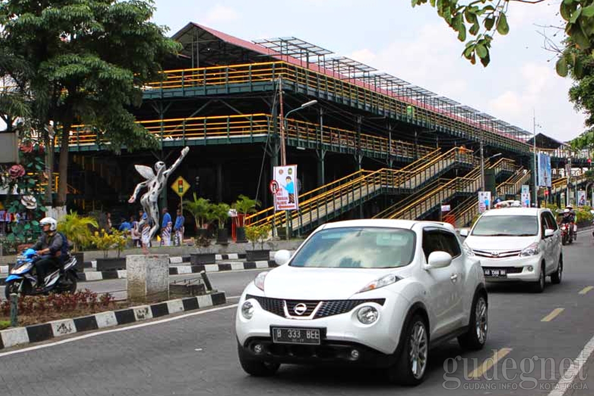Pemda DIY Berencana Pindahkan Taman Parkir ABA Pemda DIY Berencana Pindahkan Taman Parkir ABA