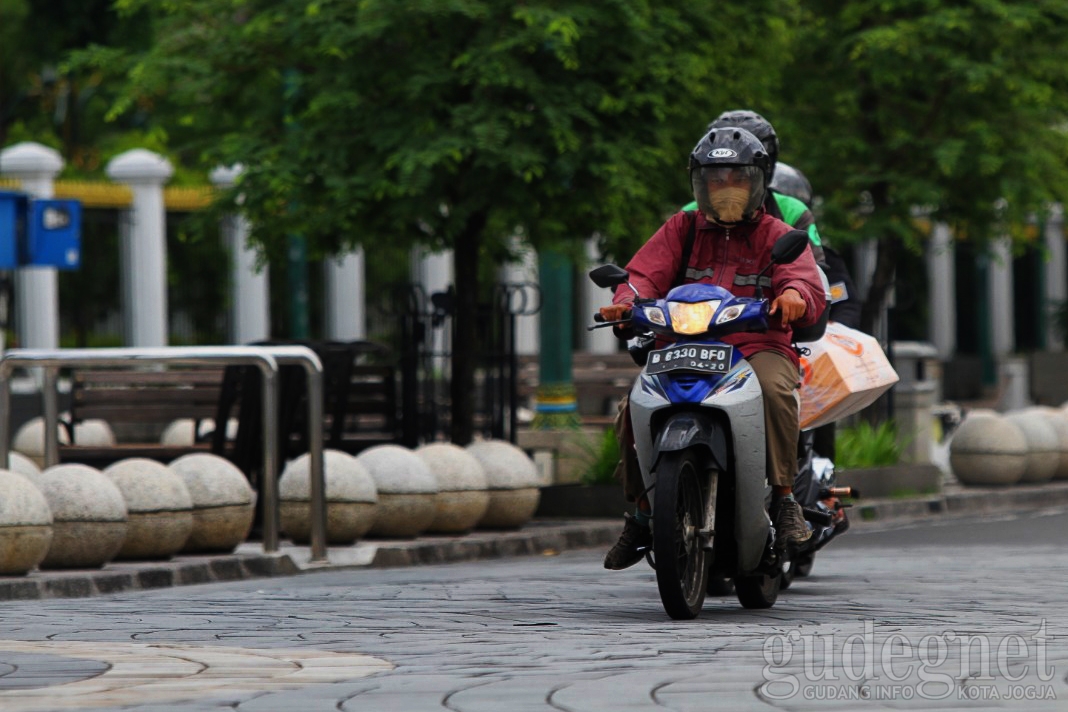Pemda DIY Bebaskan Denda Pajak Kendaraan Pemda DIY Bebaskan Denda Pajak Kendaraan