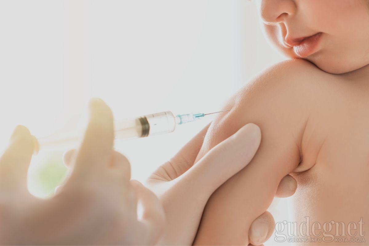 Imunisasi Anak di Tengah Pandemi, Ini Rekomendasi Ikatan Dokter Anak Indonesia Imunisasi Anak di Tengah Pandemi, Ini Rekomendasi Ikatan Dokter Anak Indonesia