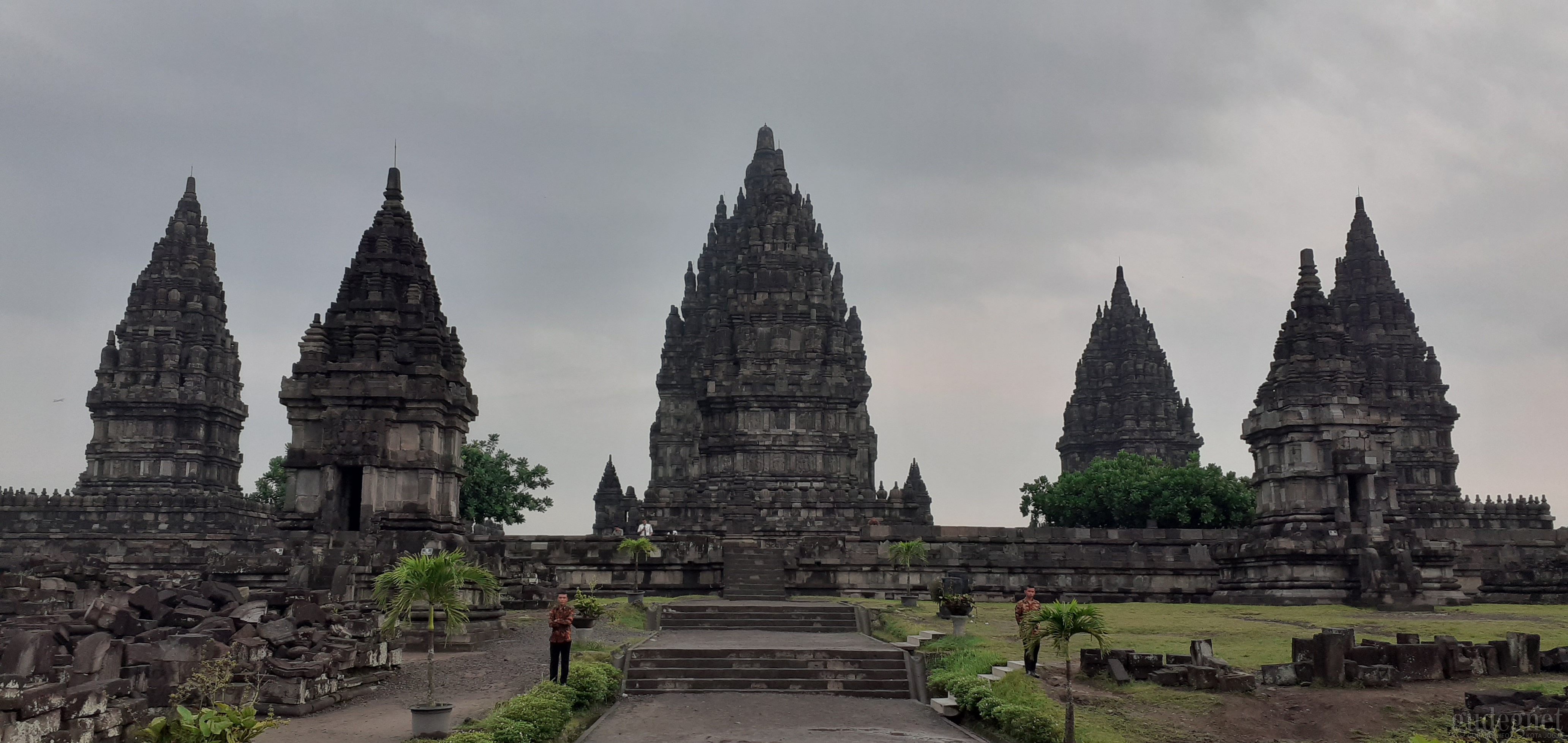 Dispar Sleman: Juni, Rencananya Candi Prambanan dan Ratu Boko Dibuka Dispar Sleman: Juni, Rencananya Candi Prambanan dan Ratu Boko Dibuka