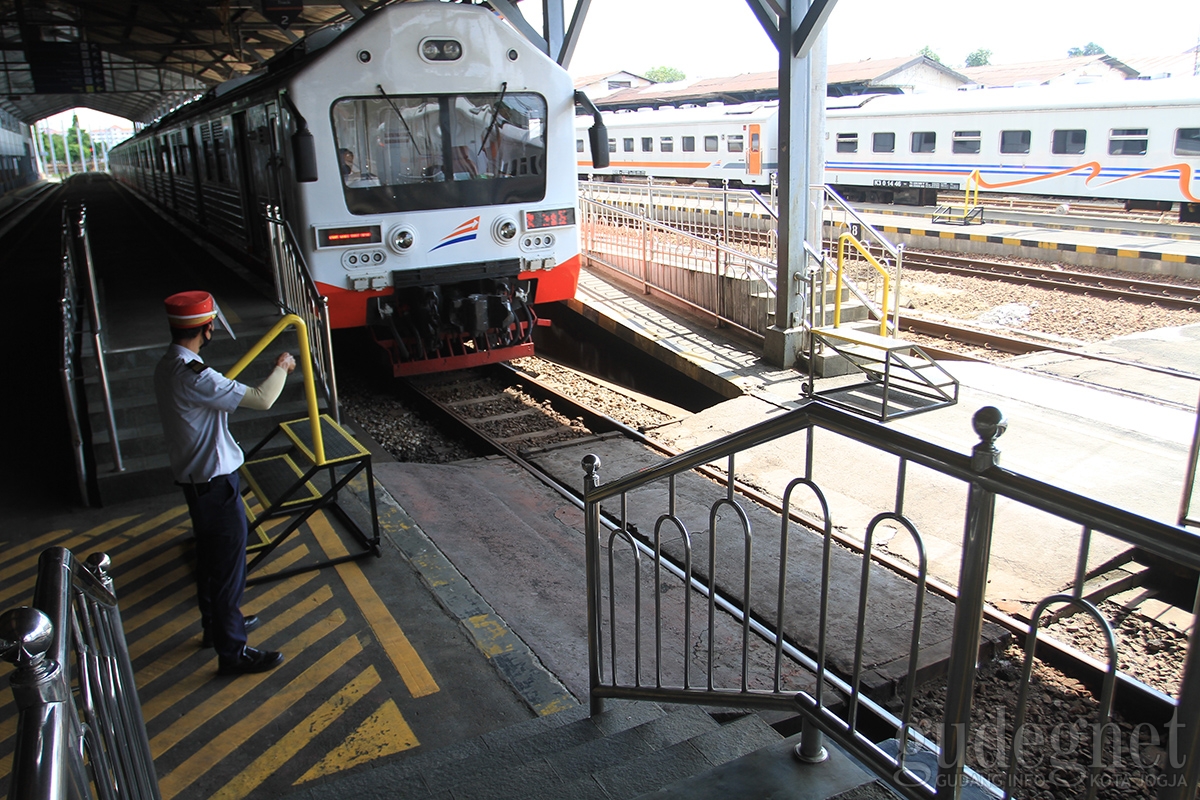 Setelah Dibuka Minggu Lalu, Stasiun Lempuyangan dan Tugu Masih Sepi Setelah Dibuka Minggu Lalu, Stasiun Lempuyangan dan Tugu Masih Sepi