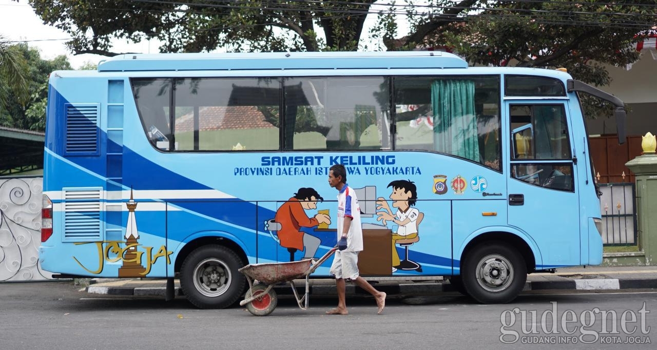 Rute dan Jadwal Bus Samsat Keliling DIY Rute dan Jadwal Bus Samsat Keliling DIY