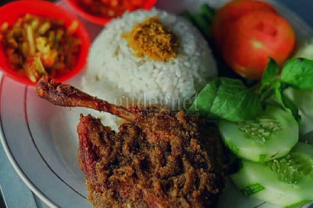 Lezatnya Cita Rasa Madura di Bebek Buma Lezatnya Cita Rasa Madura di Bebek Buma