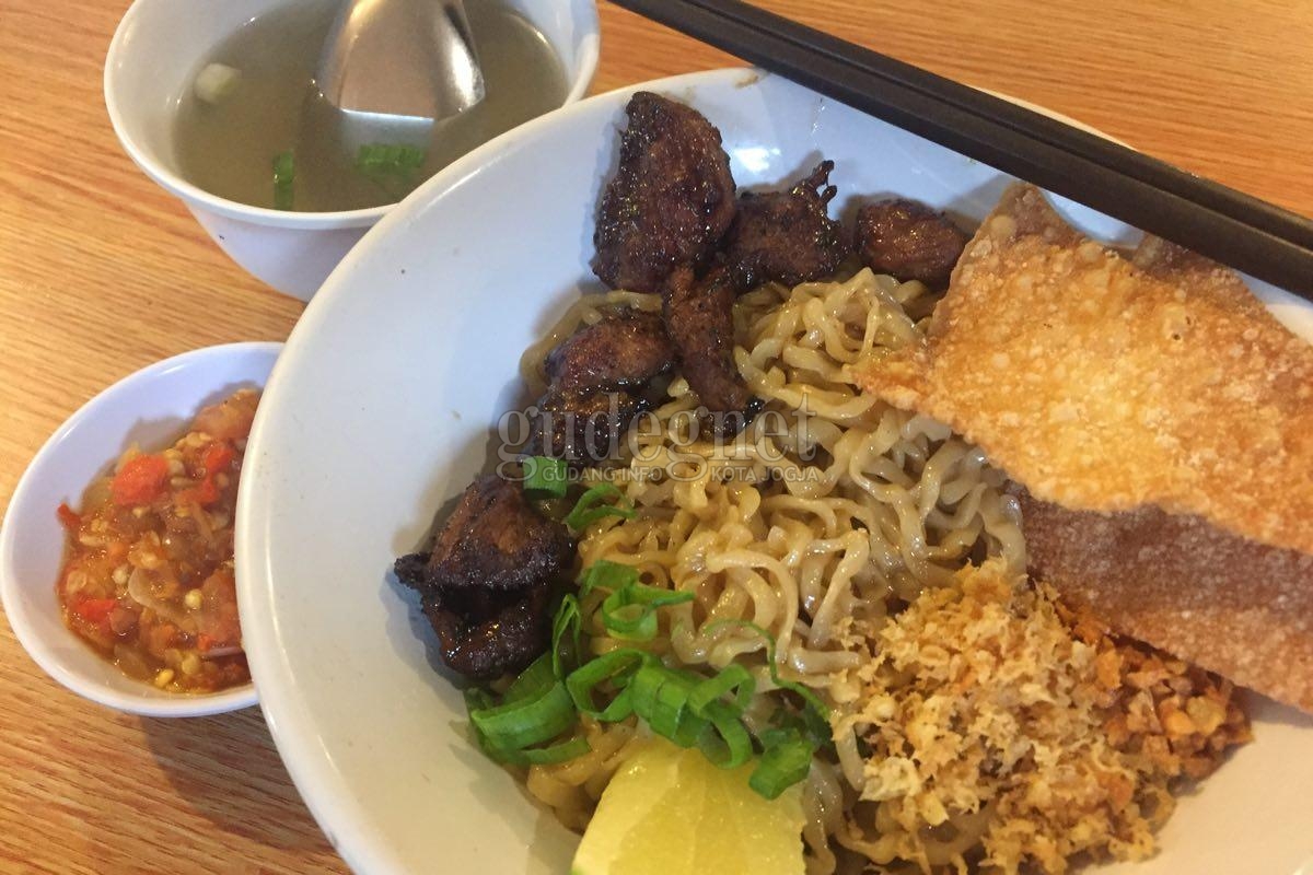 Se’i dan Bakmi, Kombinasi Lezat di Cerobong Asap Se’i dan Bakmi, Kombinasi Lezat di Cerobong Asap