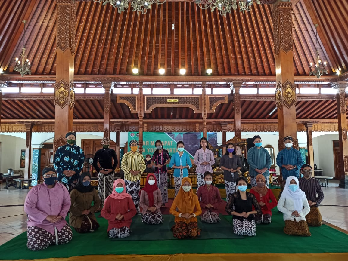 Tumbuhkan Cinta Budaya Lokal, Pemkot Gelar Macapat untuk Milenial Tumbuhkan Cinta Budaya Lokal, Pemkot Gelar Macapat untuk Milenial