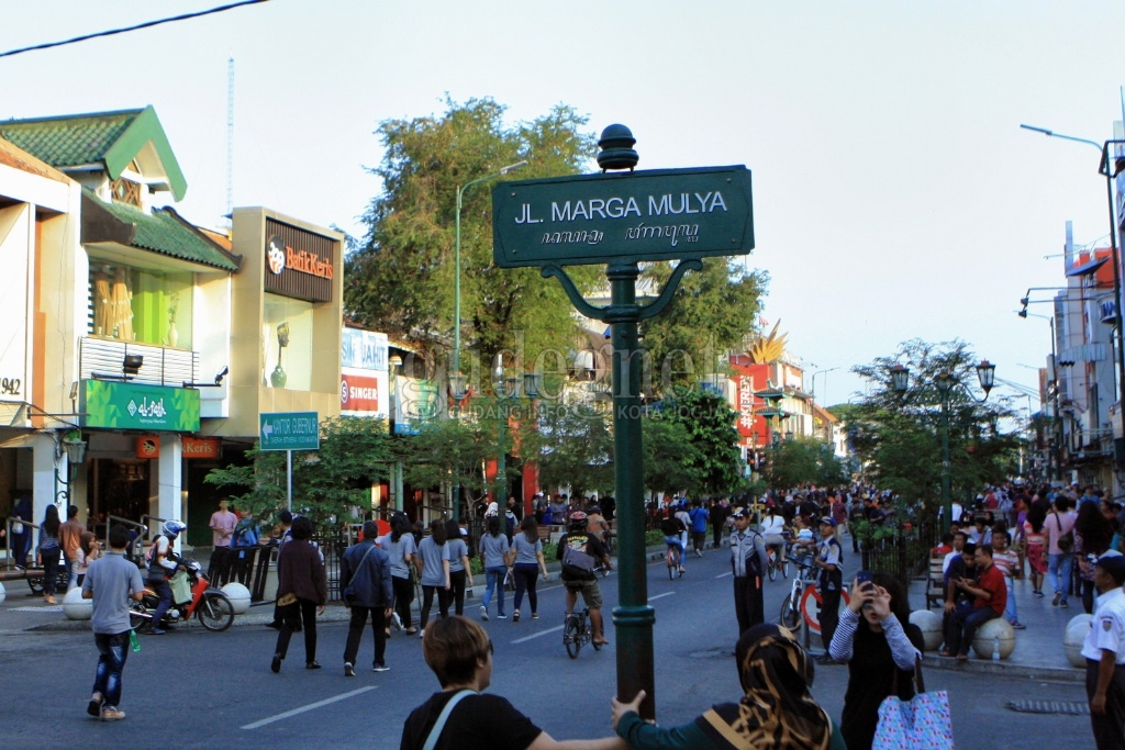 Malioboro Dilarang Merokok, Tapi di Empat Lokasi Ini Boleh Malioboro Dilarang Merokok, Tapi di Empat Lokasi Ini Boleh