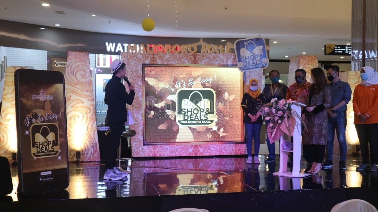 Malioboro Mall Luncurkan Aplikasi untuk Ngemal Online Malioboro Mall Luncurkan Aplikasi untuk Ngemal Online