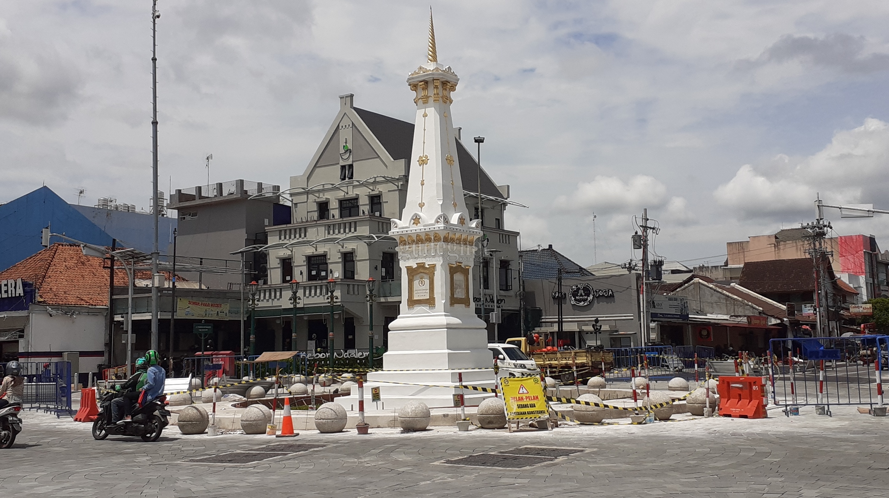 Revitalisasi Tugu Hampir Usai, Lokasi Parkir di Jalan Diponegoro dan Pasar Kranggan Revitalisasi Tugu Hampir Usai, Lokasi Parkir di Jalan Diponegoro dan Pasar Kranggan