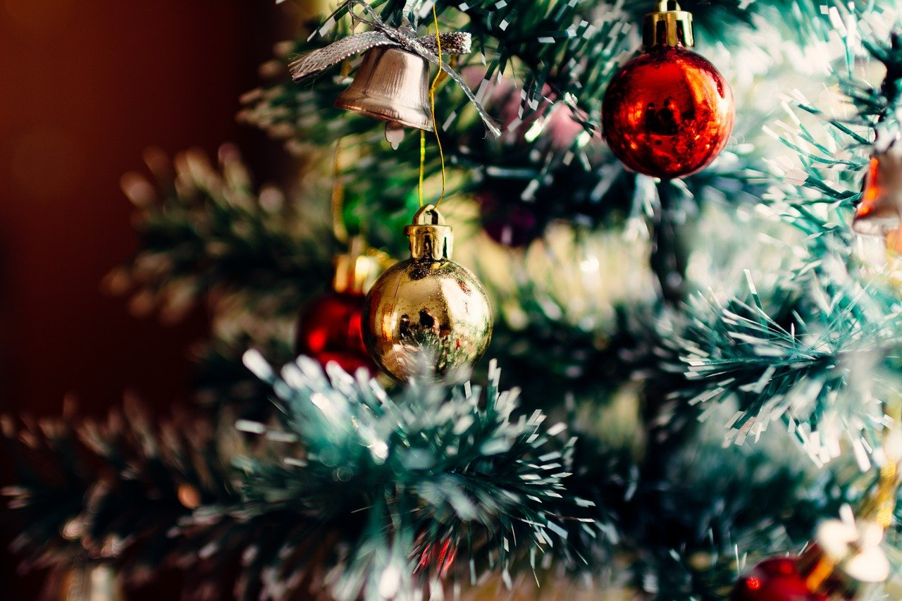 Tips Dekorasi Natal di Ruangan Sempit Tips Dekorasi Natal di Ruangan Sempit