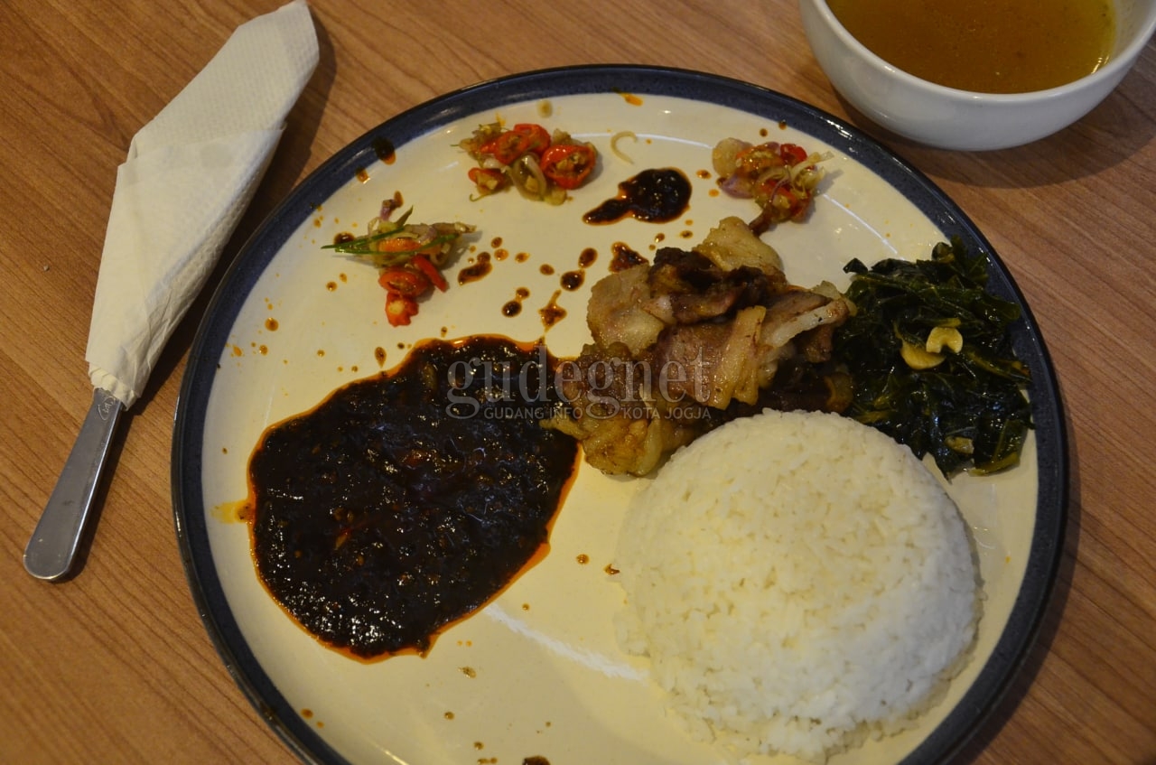 Mencicipi Se’i dengan Sambal Unik, Paduan Black Pepper dan Nutrisari Mencicipi Se’i dengan Sambal Unik, Paduan Black Pepper dan Nutrisari