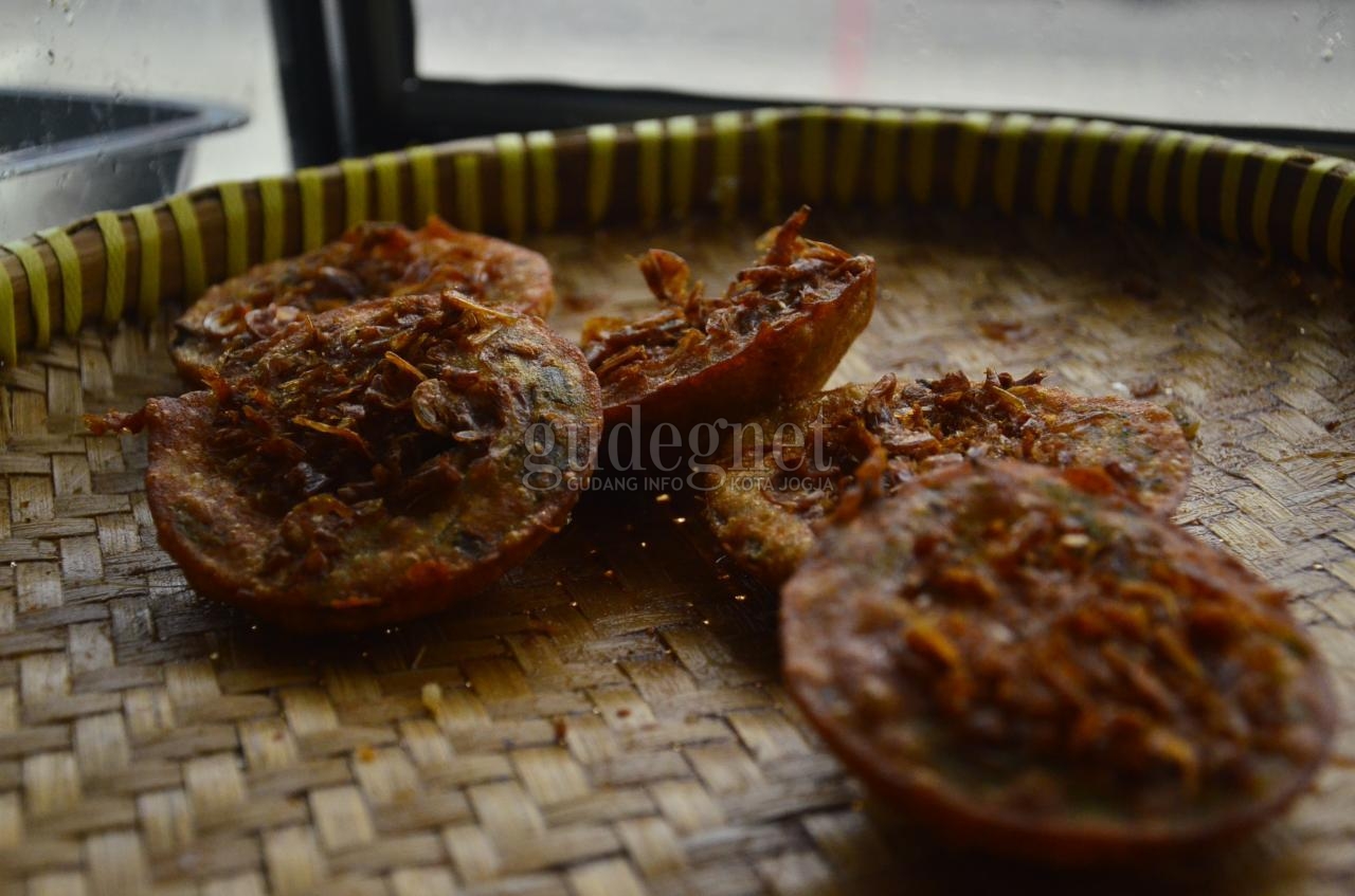 Terbakwan, Bakwan Teri Hingga Pepperoni Terbakwan, Bakwan Teri Hingga Pepperoni