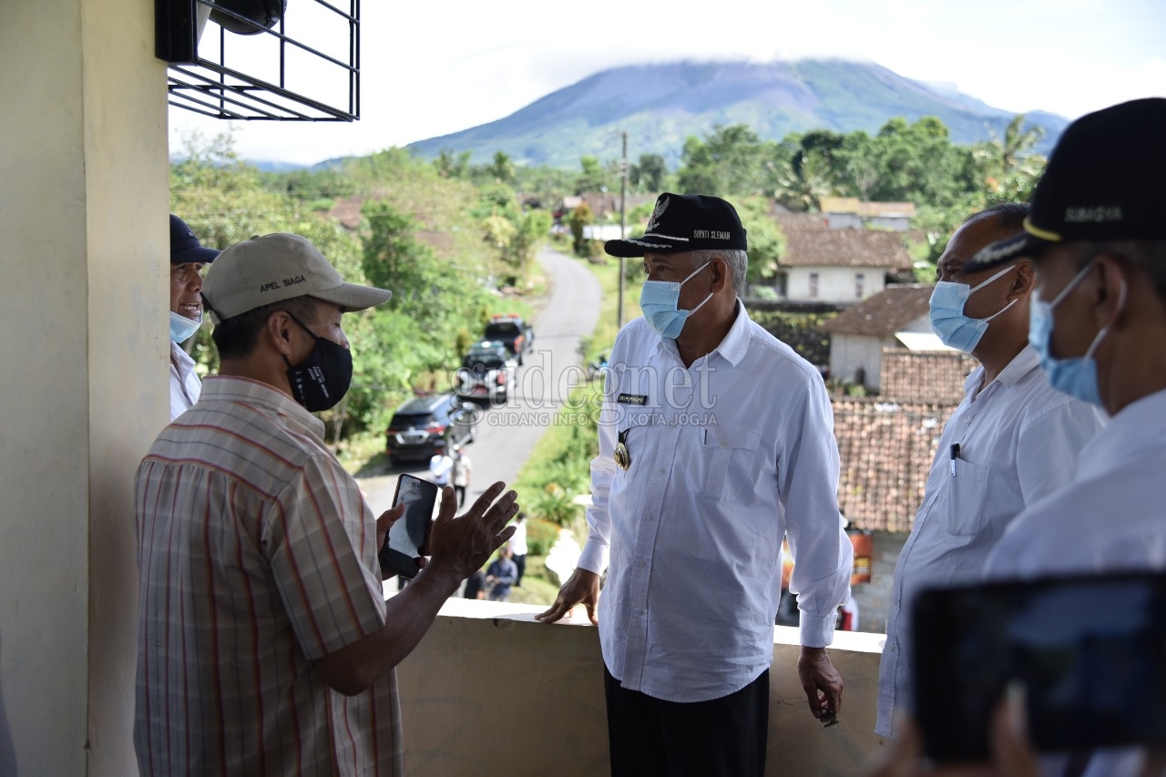 Bupati Sleman Pantau Kesiapan Infrastruktur di Sekitar Merapi Bupati Sleman Pantau Kesiapan Infrastruktur di Sekitar Merapi