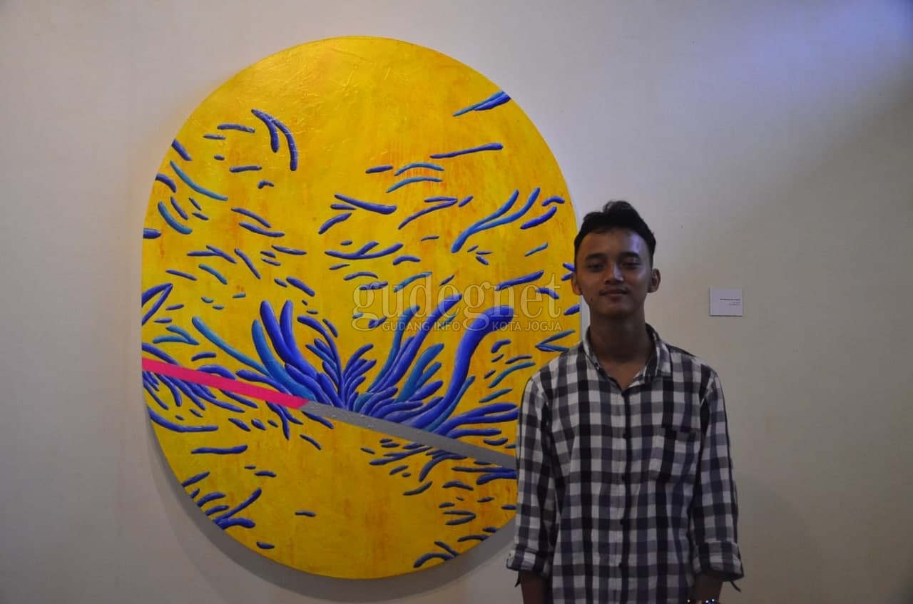 Hadir dan Tumbuh, Pameran Tunggal Perdana Khoirul Fahmi Hadir dan Tumbuh, Pameran Tunggal Perdana Khoirul Fahmi