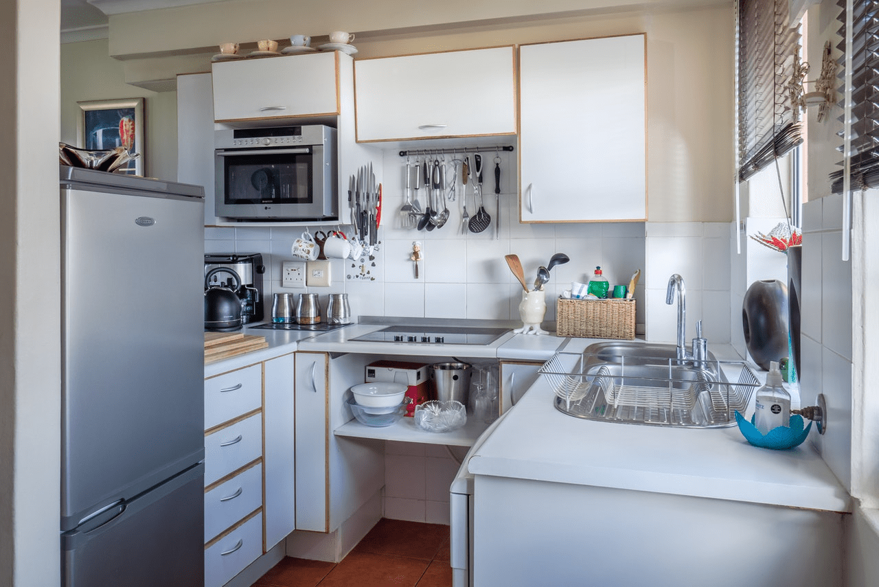 Tips Mengatasi Lantai Dapur Berminyak Tips Mengatasi Lantai Dapur Berminyak