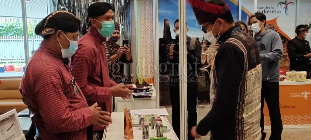 Tiga Desa Wisata Yogya Raih Sertifikasi Desa Wisata Berkelanjutan Kemenparekraf Tiga Desa Wisata Yogya Raih Sertifikasi Desa Wisata Berkelanjutan Kemenparekraf