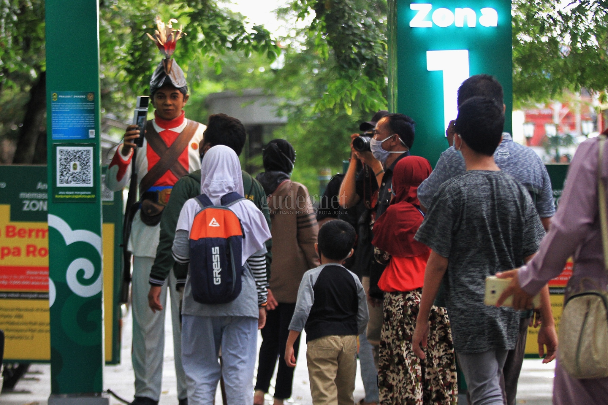 Pemda Berencana Perpanjang PTKM Sampai 22 Maret 2021 Pemda Berencana Perpanjang PTKM Sampai 22 Maret 2021